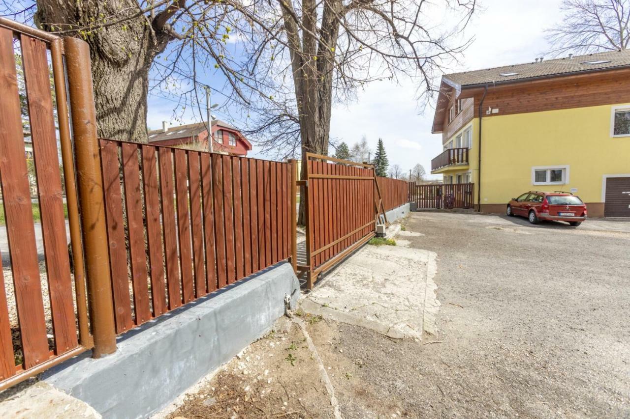 Apartman Zara Velky Slavkov Exterior photo
